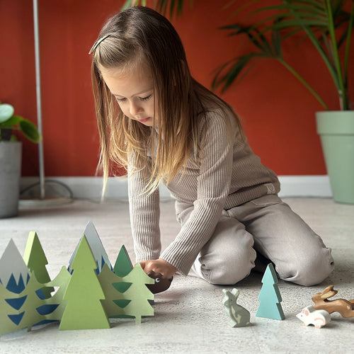 Winter Craft: Magical Forest Scene