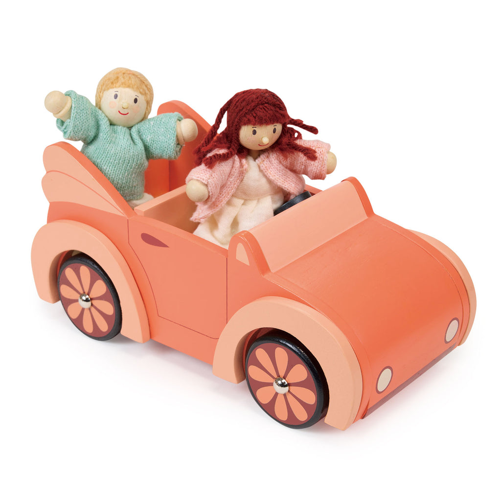 Doll's House Car toy by Mentari